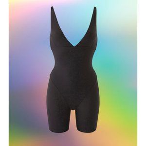 Maidenform 2556 LARGE Firm Tummy-Control Open Bust Body Shaper BLACK NWT